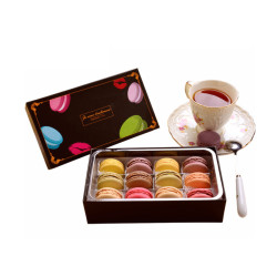 Custom Macaron Box