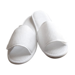 Waffle Slipper with Fastening Tape